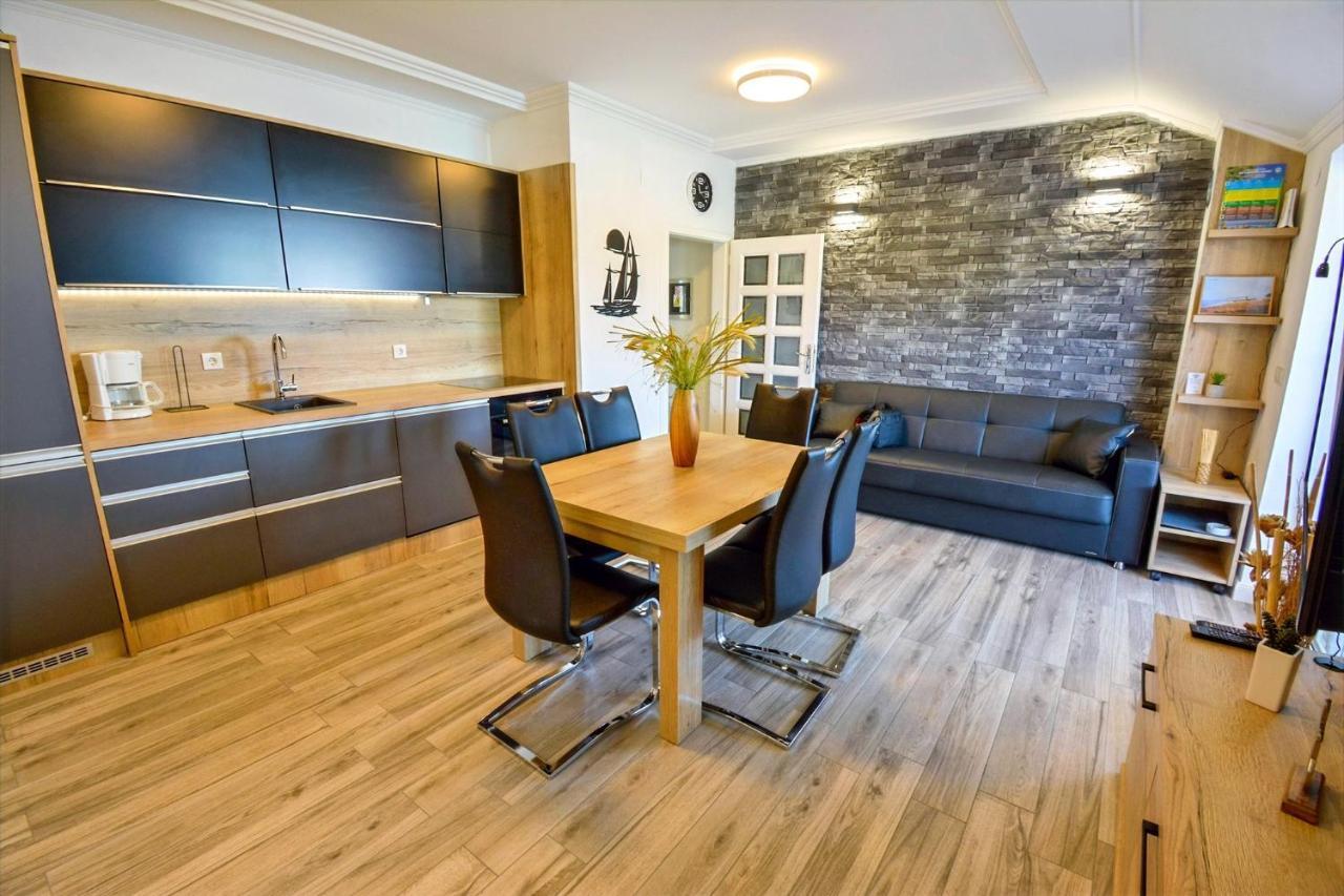 Apartment 10 In Villa Petrac Banjol Bagian luar foto