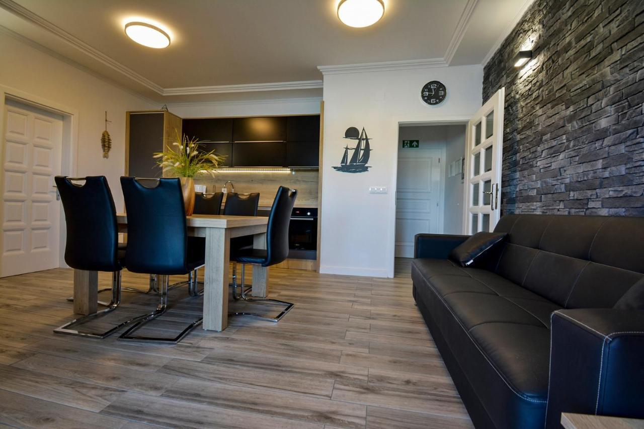Apartment 10 In Villa Petrac Banjol Bagian luar foto